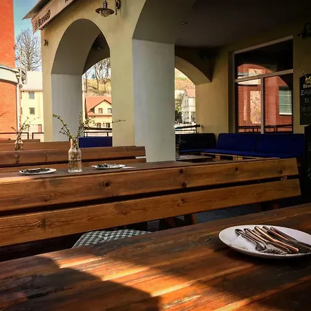 A Restaurace U Reky 3*