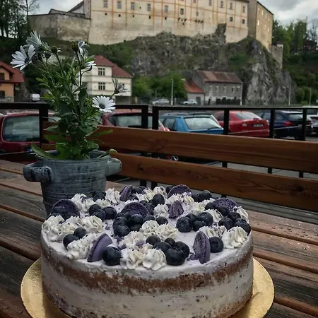 A Restaurace U Reky Maison d'hôtes