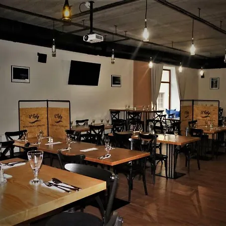 A Restaurace U Reky Maison d'hôtes 3*