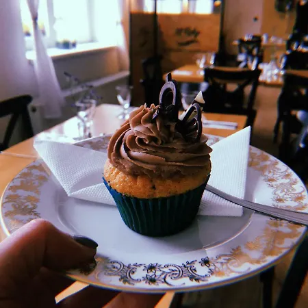 Penzion A Restaurace U řeky 3*