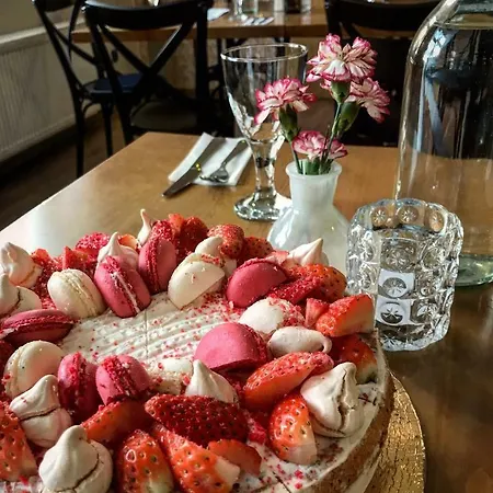 Penzion A Restaurace U řeky 3*