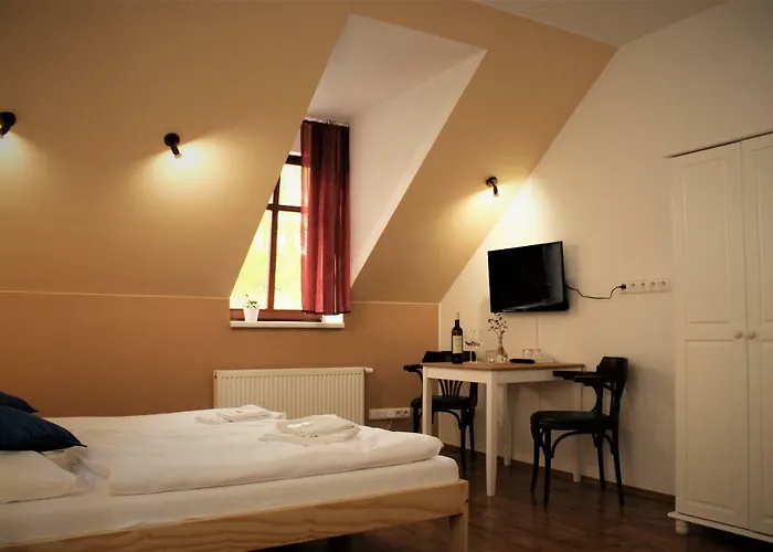 A Restaurace U Reky 招待所 Ledeč nad Sázavou