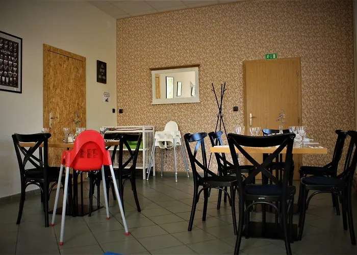 A Restaurace U Reky 3*
